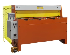 Электромеханическая гильотина Stalex Q11-4х1300NC