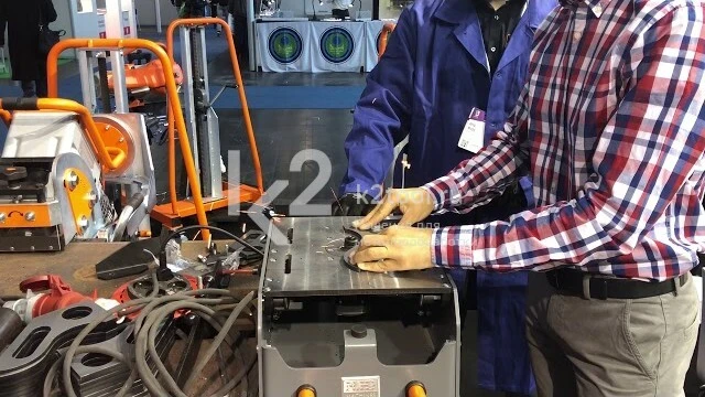 Снятие фаски со стационарным приспособлением для NKO B-10 и B-15